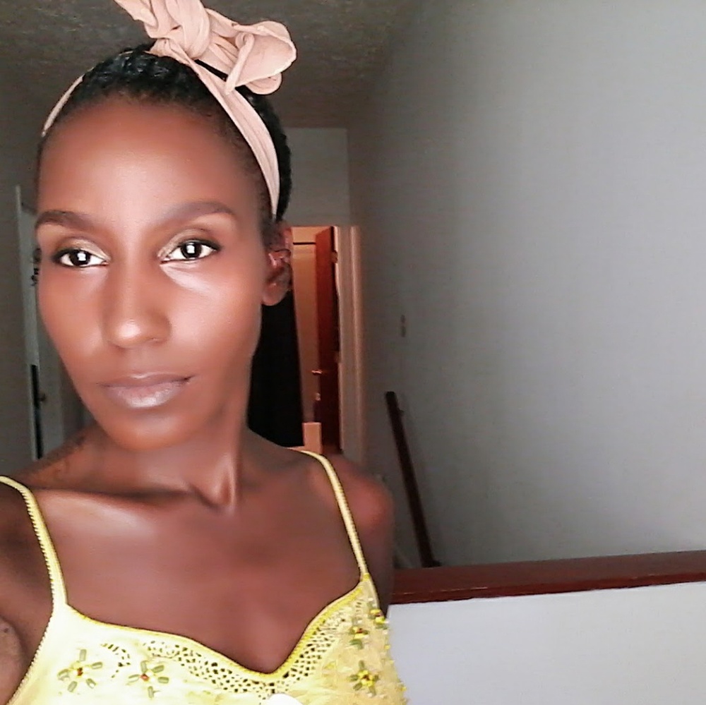 I'm a classic girl with classic threads.